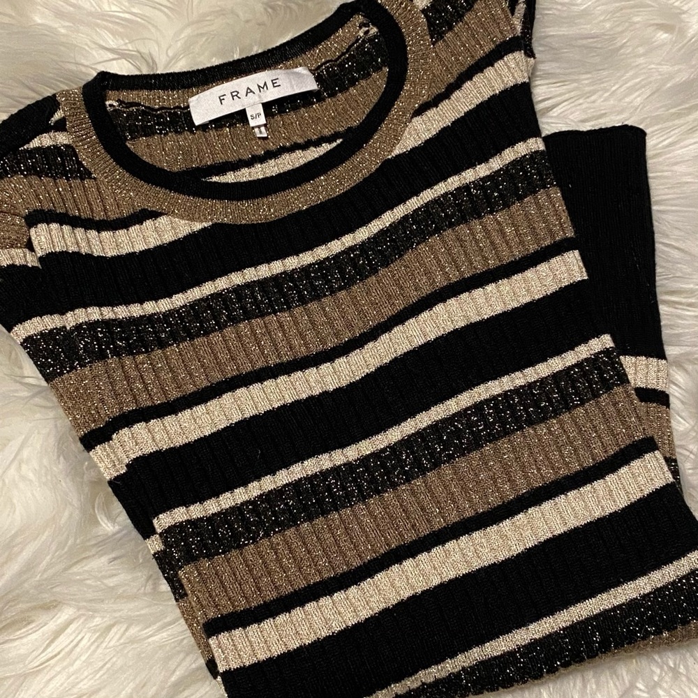 Frame Panel Striped Ribbed Top - Picture 5 of 13